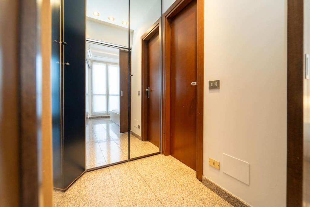 5 Giornate Apt Con Terrazzo E Garage Privato Milánó Kültér fotó
