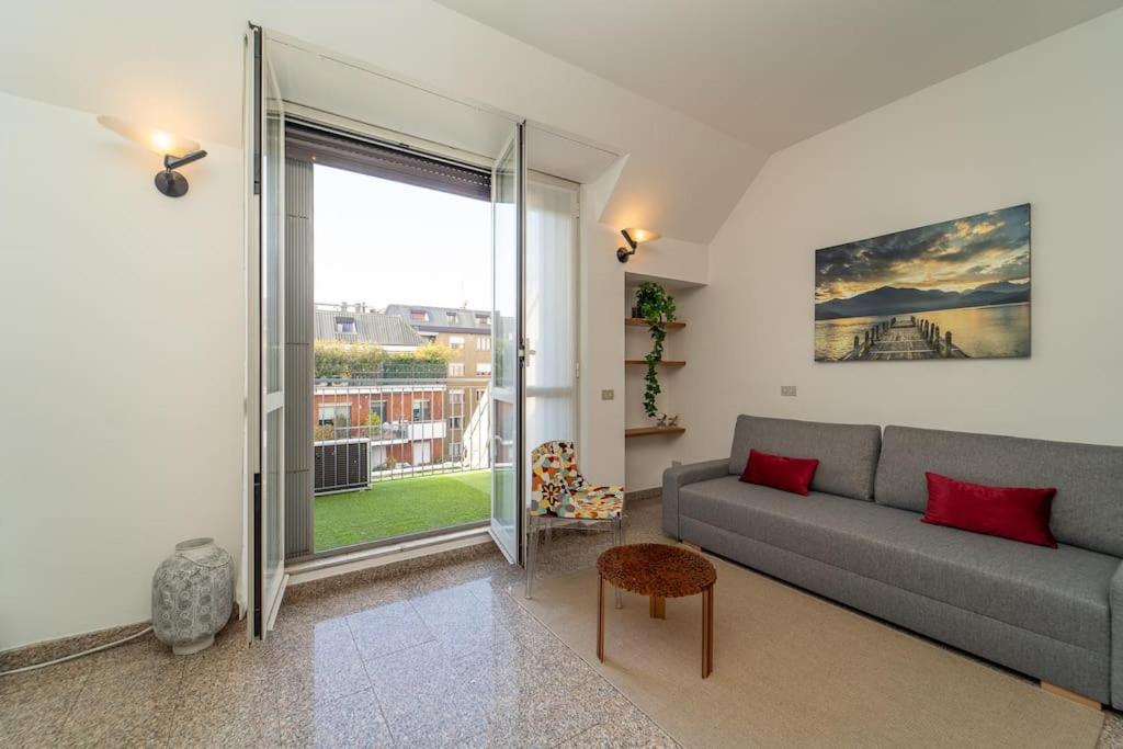 5 Giornate Apt Con Terrazzo E Garage Privato Milánó Kültér fotó