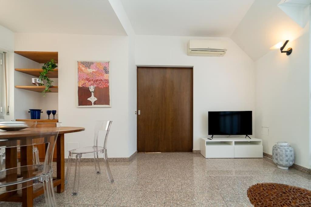 5 Giornate Apt Con Terrazzo E Garage Privato Milánó Kültér fotó